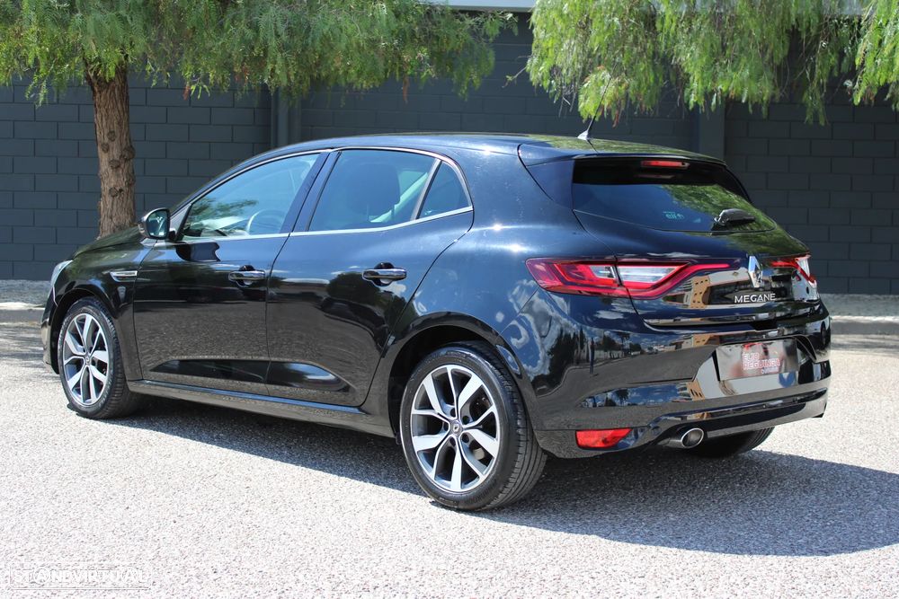 Renault Mégane 1.5 dCi Bose Edition - 8