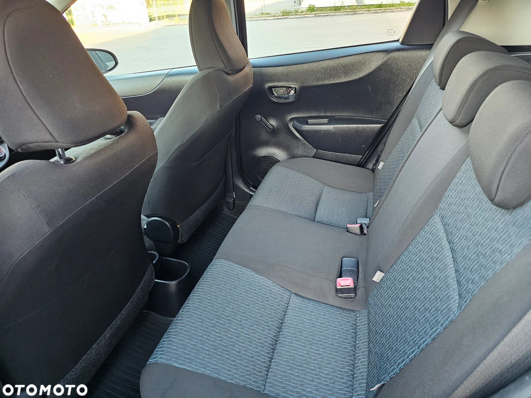 Toyota Yaris - 8