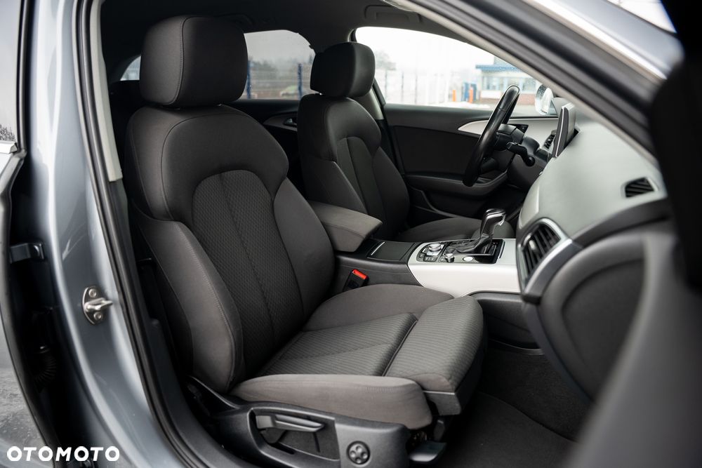 Audi A6 Avant 2.0 TDI Ultra S tronic - 25