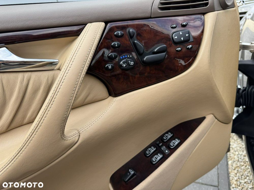 Mercedes-Benz CL 600 - 24