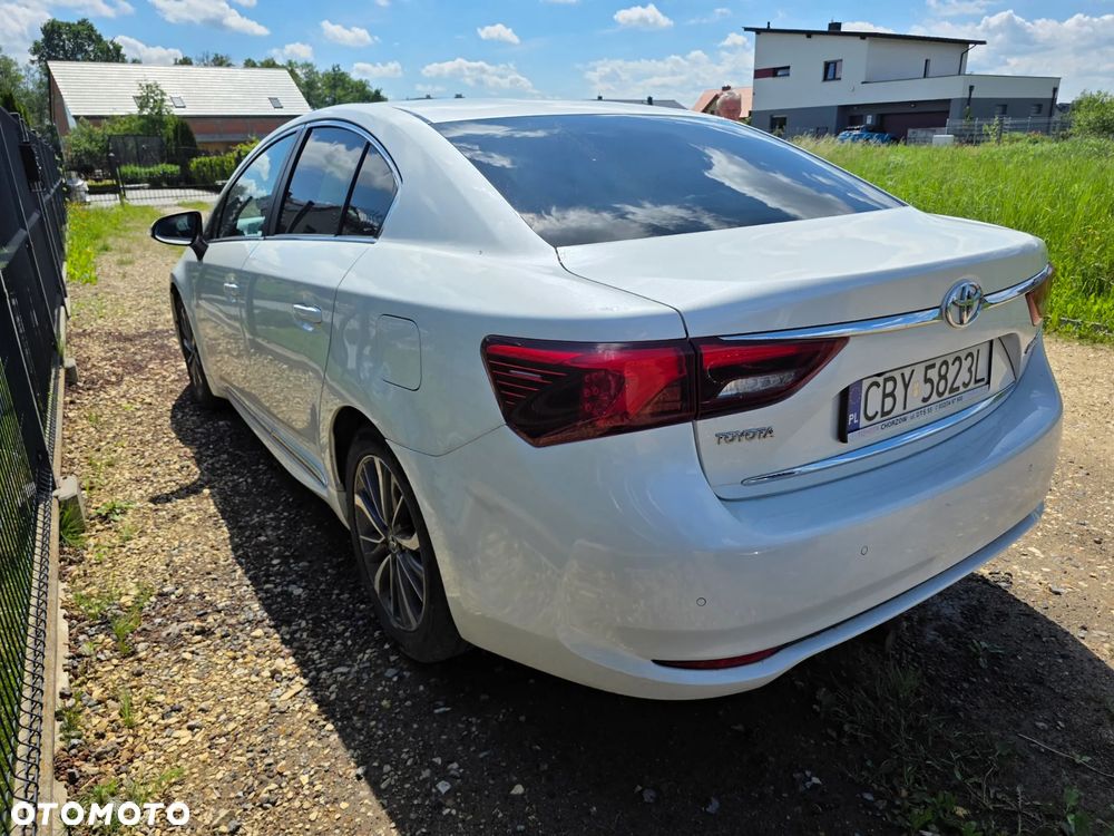 Toyota Avensis 2.0 D-4D Prestige - 6