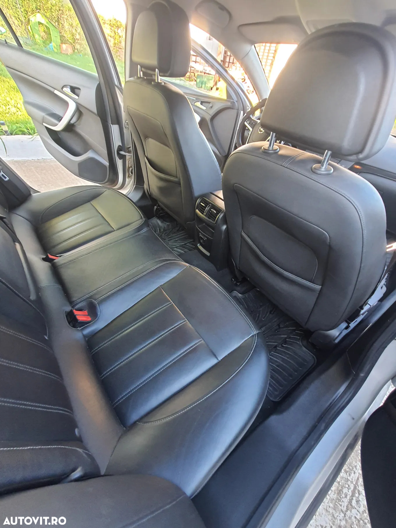 Opel Insignia 2.0 CDTI Edition - 11