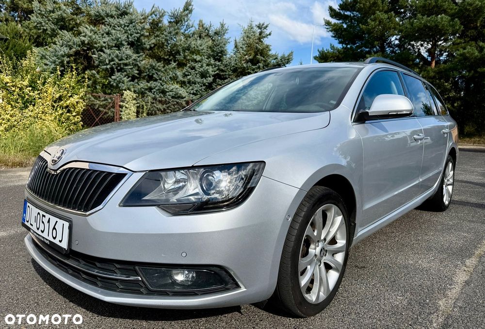 Skoda Superb 2.0 TDI 4x4 Business DSG - 4