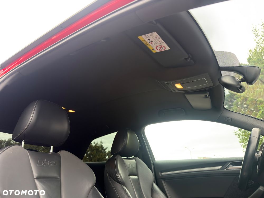 Audi S3 S tronic - 28