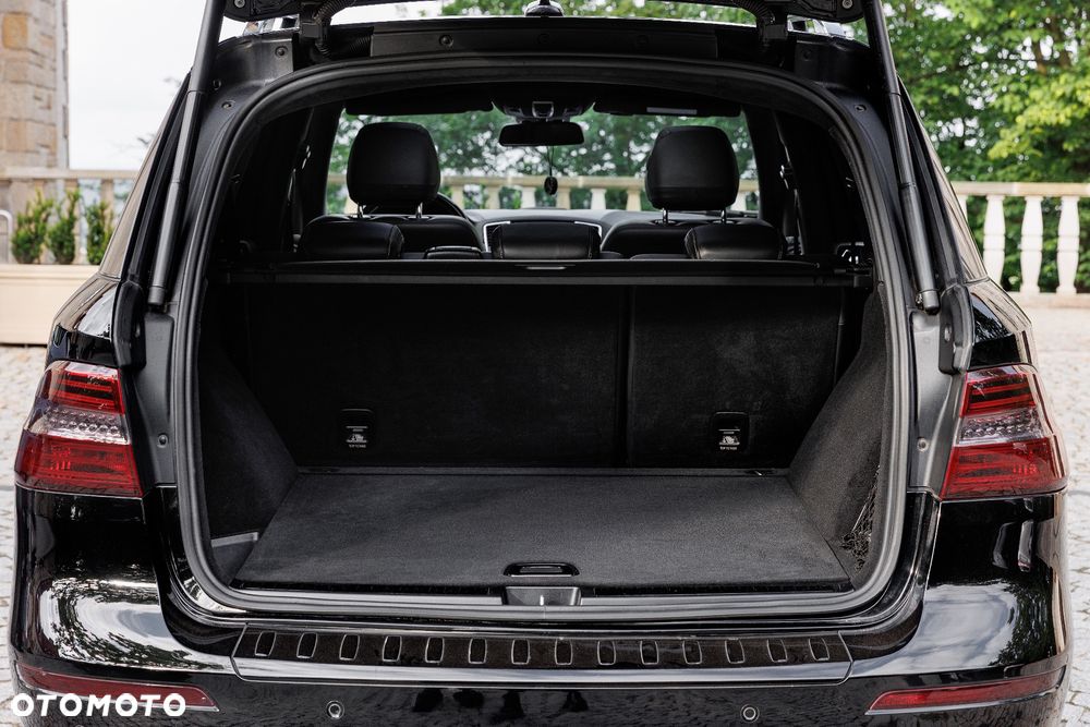 Mercedes-Benz ML 350 BlueTEC 4-Matic - 8