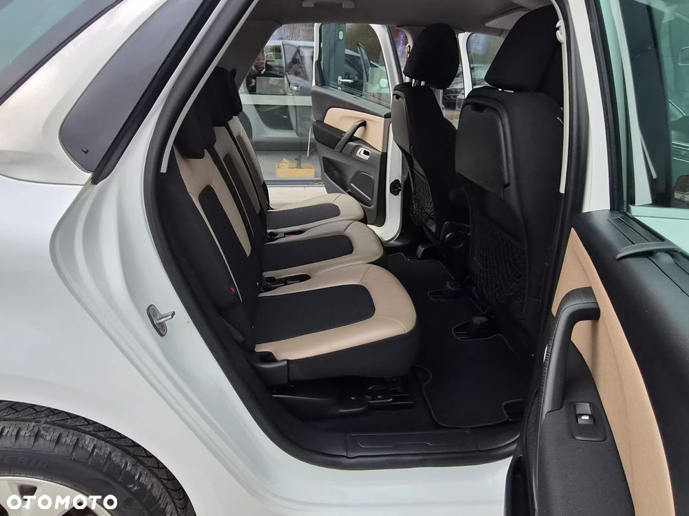 Citroën C4 Picasso e-HDi 115 Attraction - 26