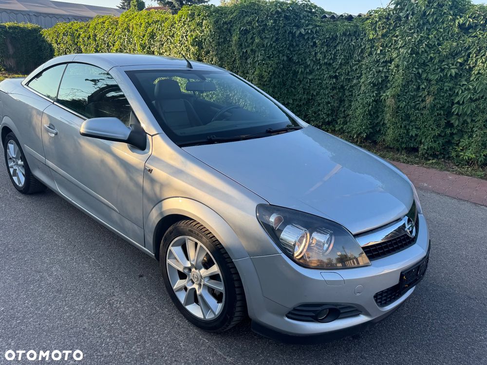 Opel Astra 1.8 Innovation 110 Jahre - 25