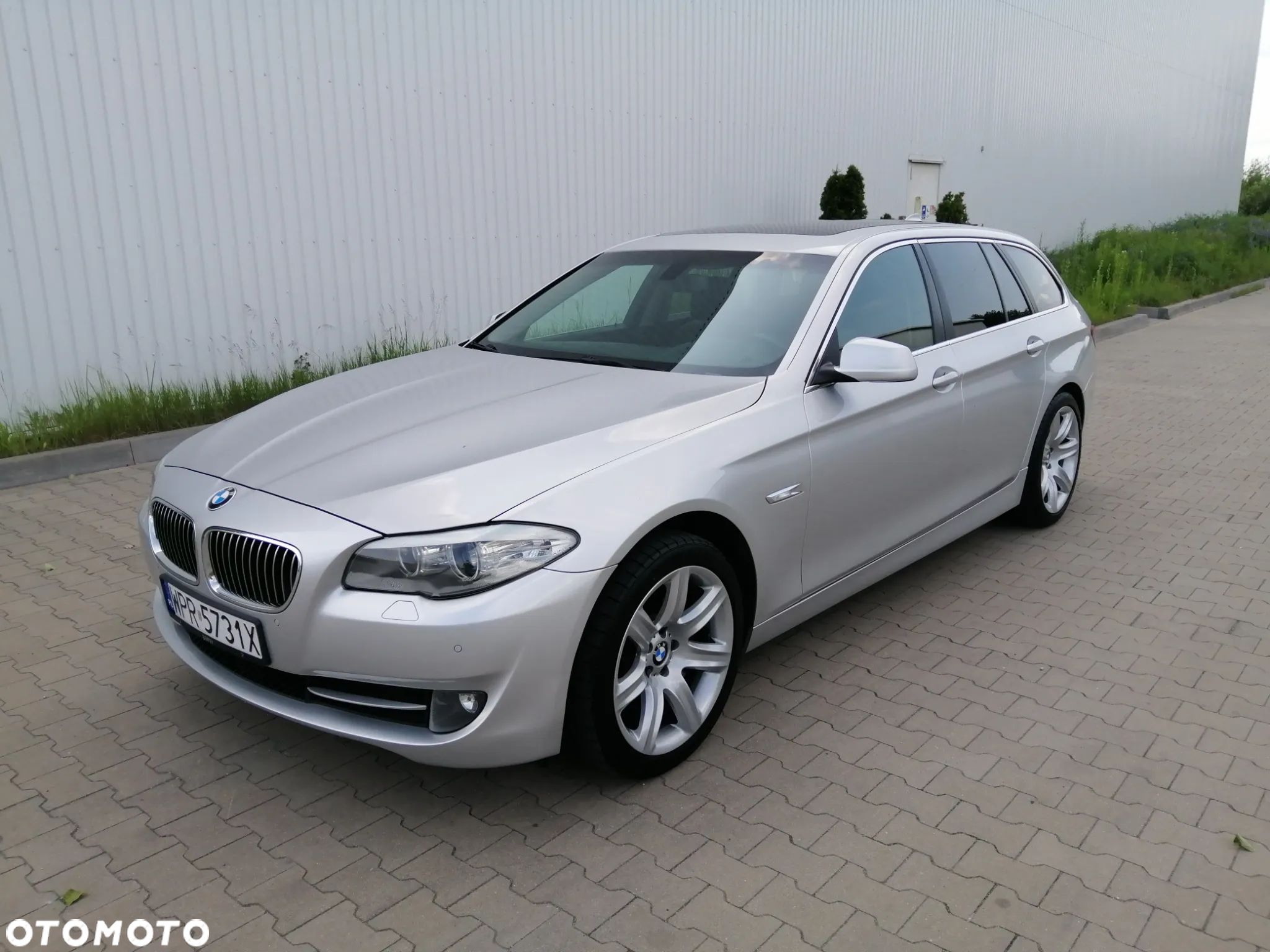 BMW Seria 5 525d xDrive - 1