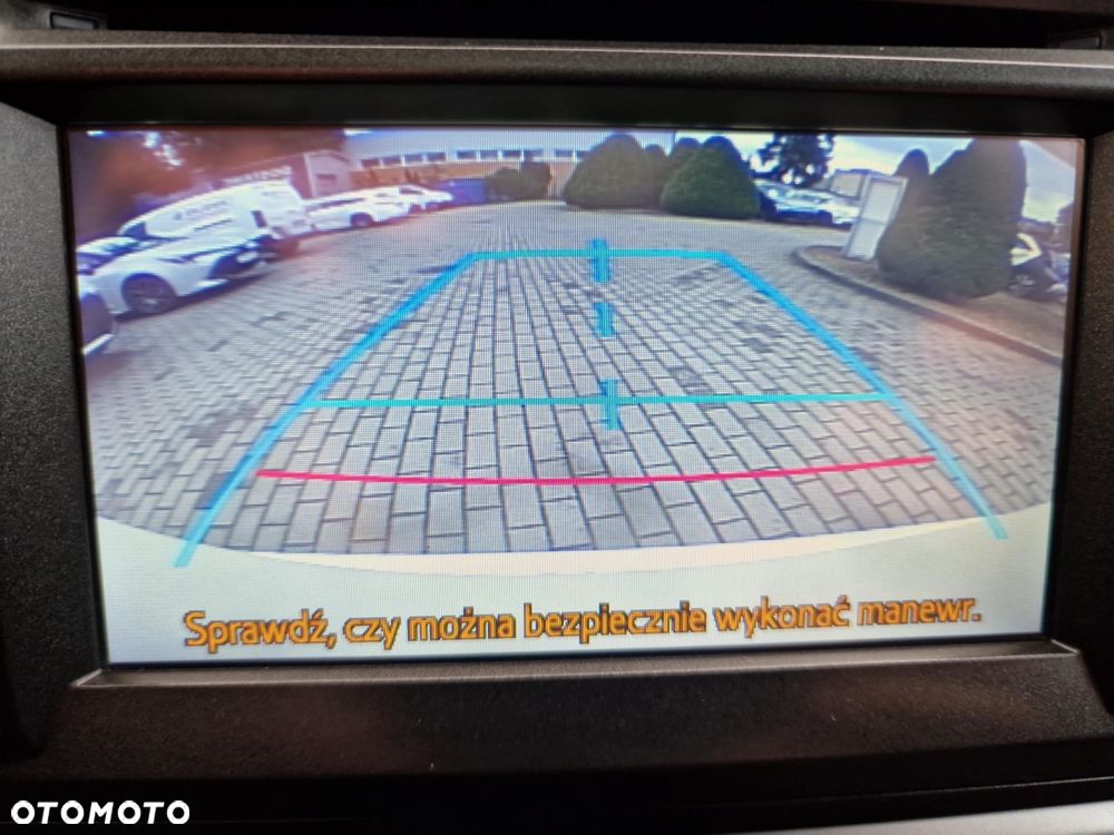 Toyota Auris Hybrid 135 Premium - 24