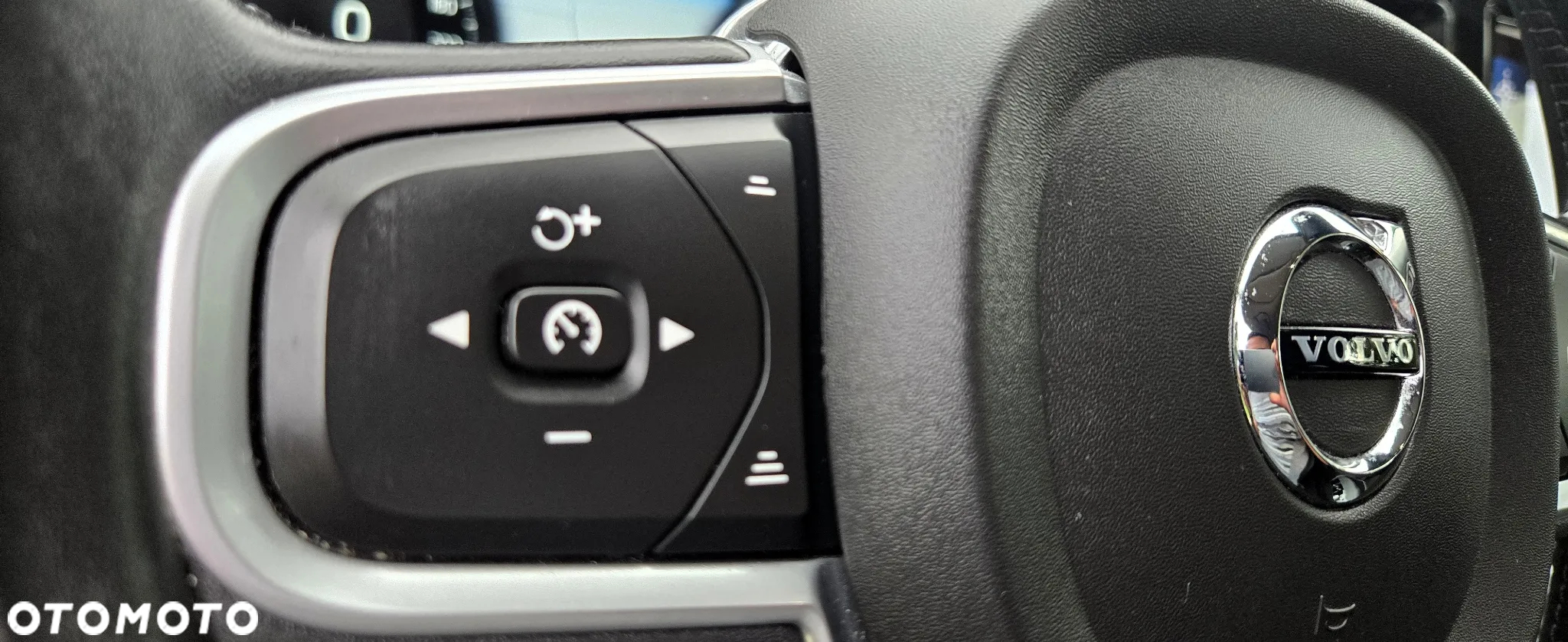 Volvo XC 60 B4 D Geartronic Momentum Pro - 21