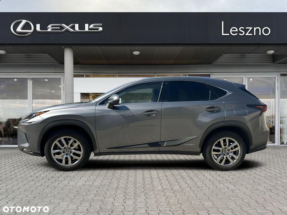 Lexus NX 300h Elegance AWD - 10