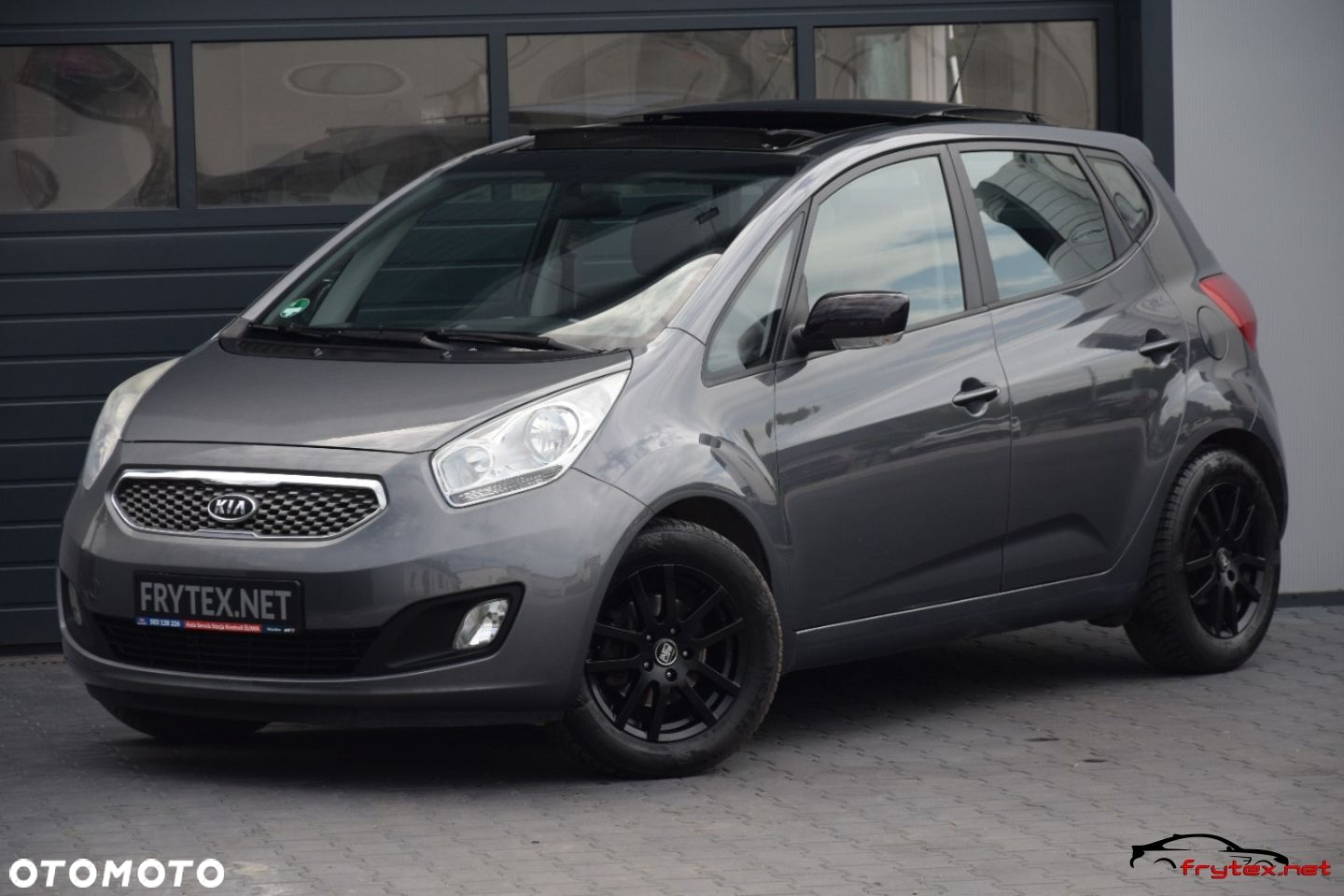 Kia Venga - 34