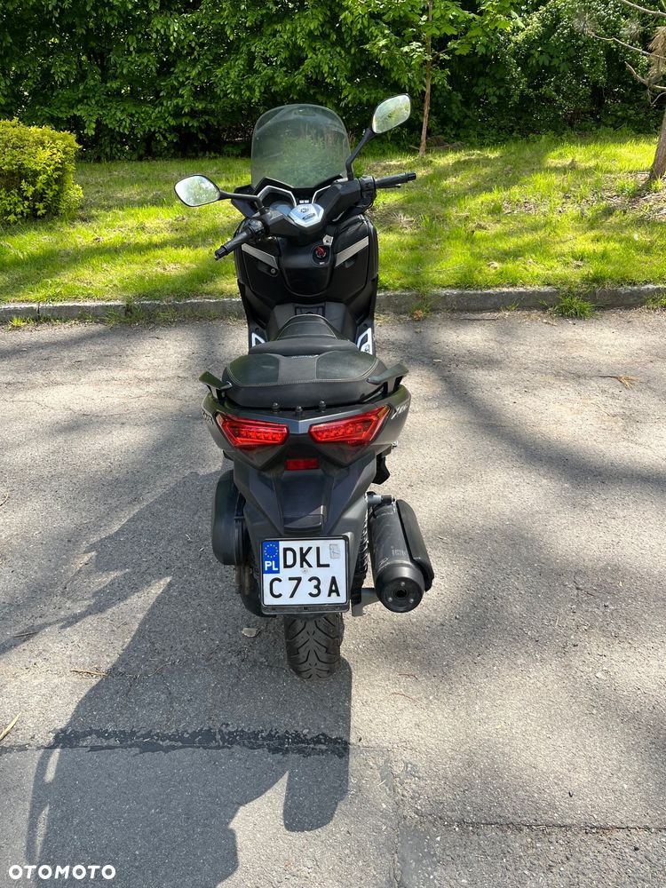 Yamaha X-max - 3