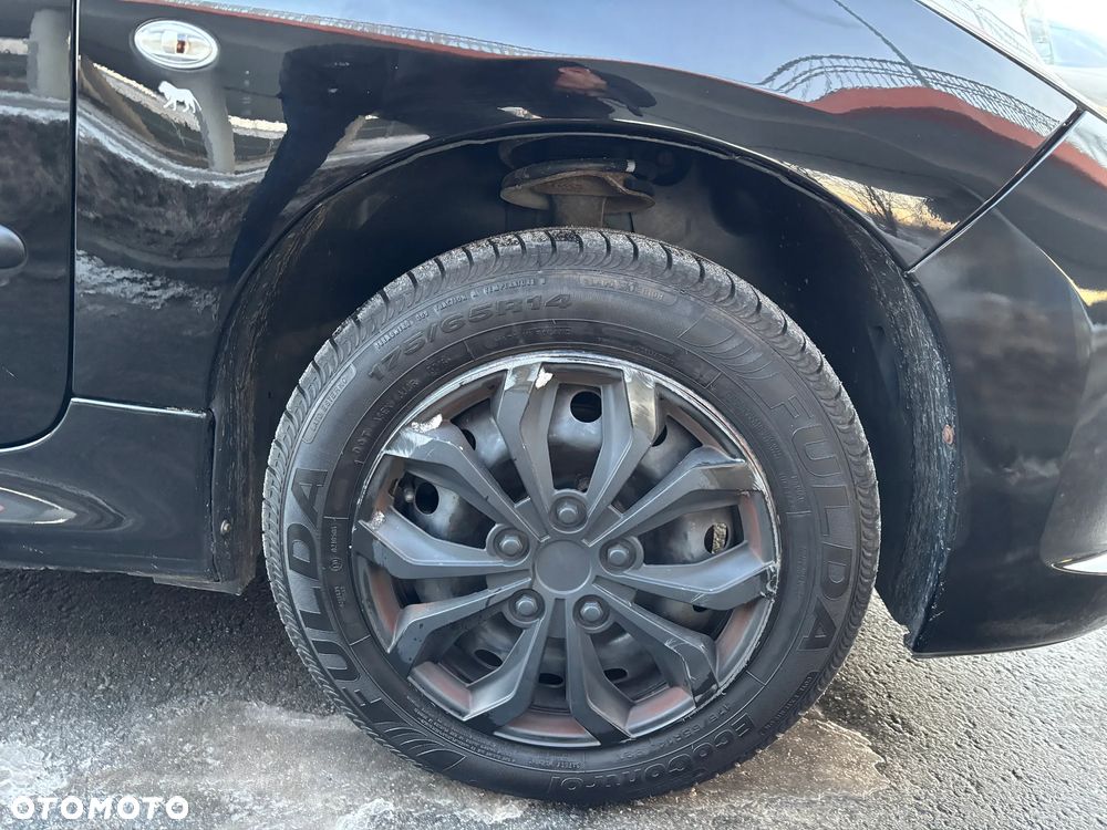 Peugeot 206 plus 60 - 28