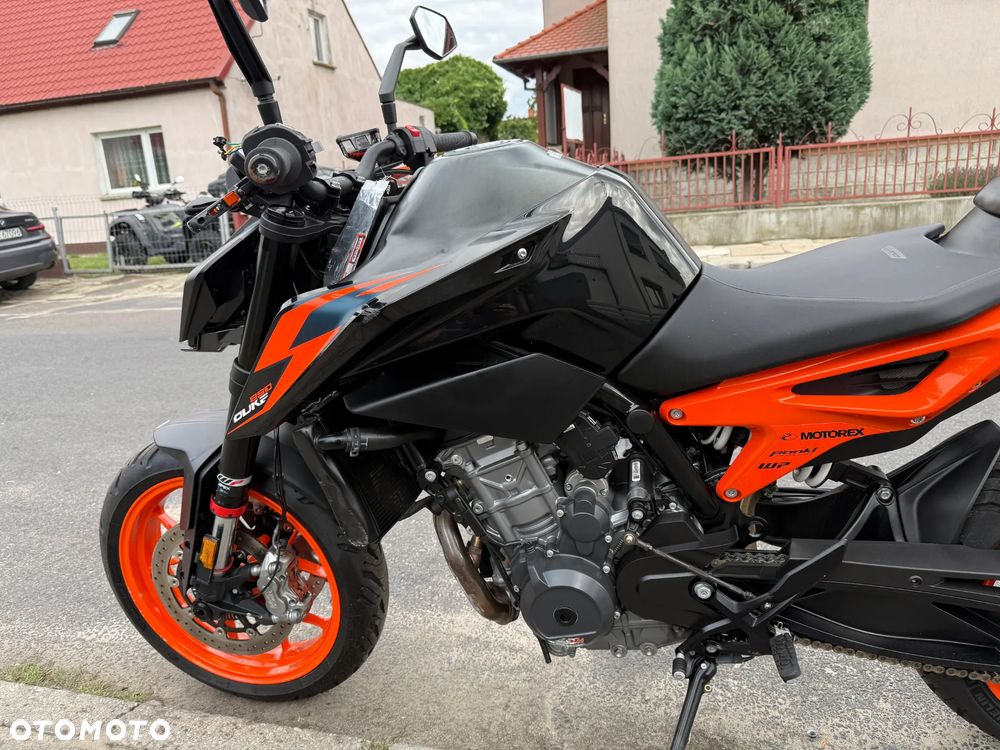 KTM Duke - 21