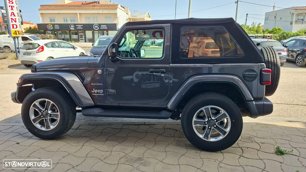 Jeep Wrangler - 5