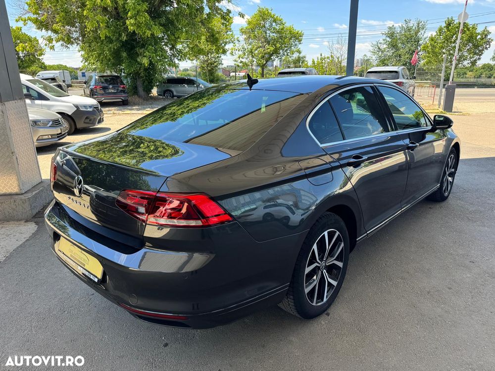 Volkswagen Passat 2.0 TDI DSG Comfortline - 8