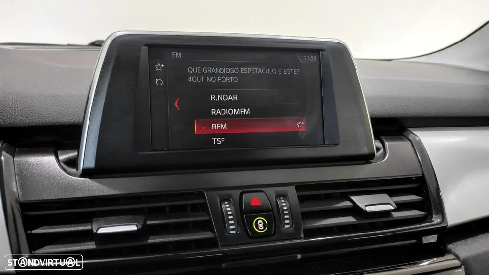 BMW 216 Active Tourer - 36