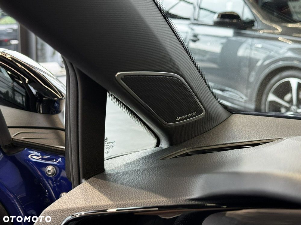 Volkswagen Golf - 22