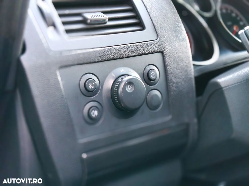 Opel Zafira 1.9 CDTI Automatik Innovation 110 Jahre - 26