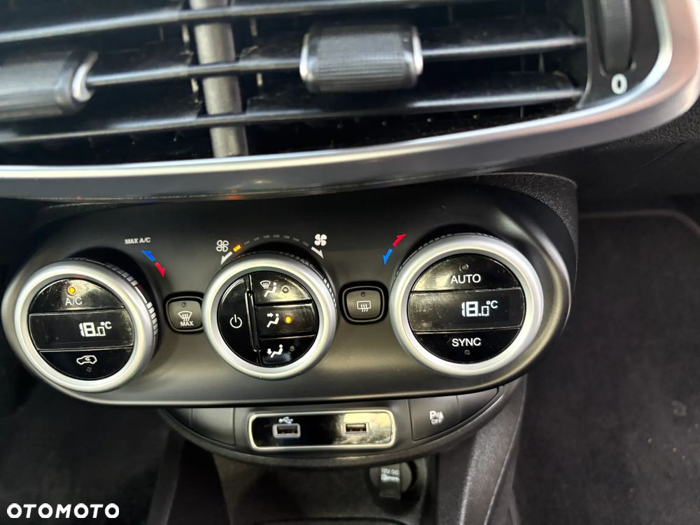 Fiat 500X 1.3 FireFly Turbo DCT 4x2 S&S Dolcevita Launch Edition - 23