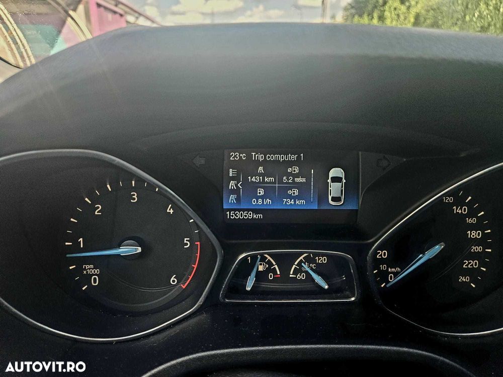 Ford Focus - 7