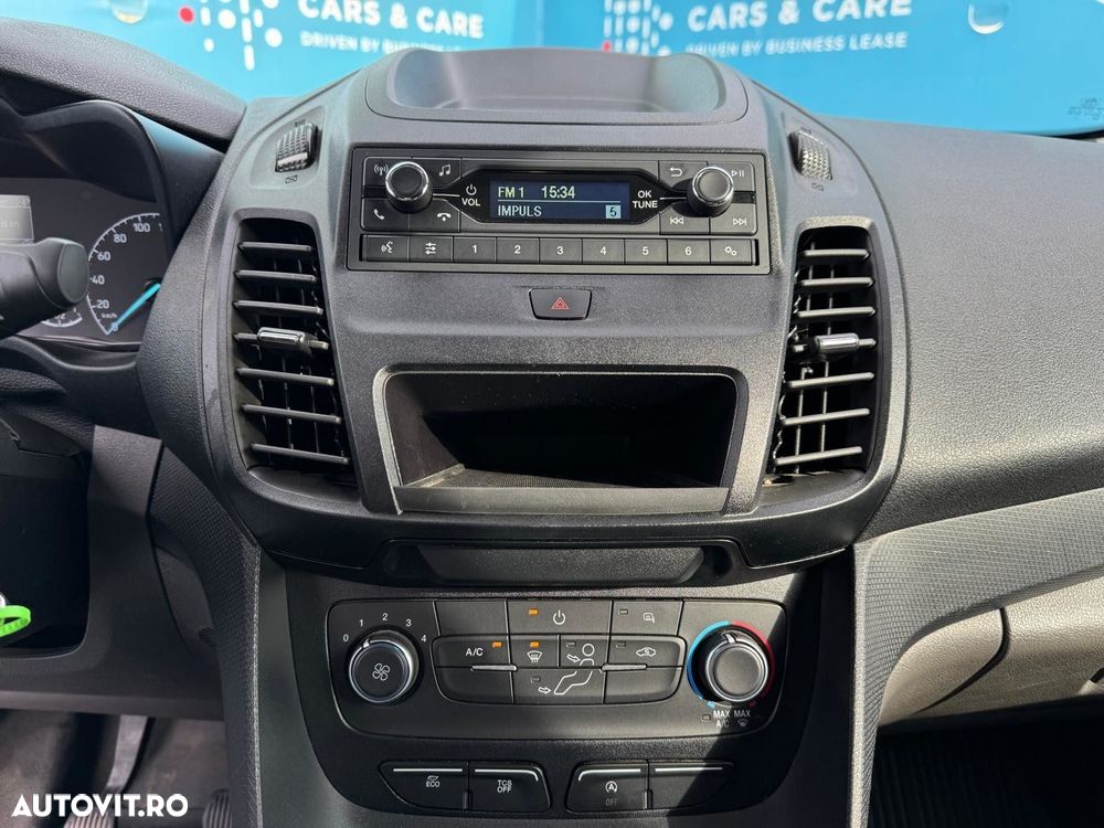 Ford Transit Connect - 11