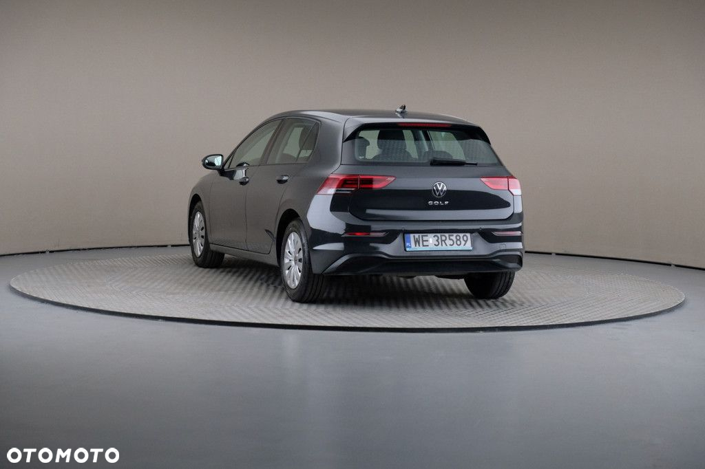 Volkswagen Golf VIII 1.0 TSI - 2