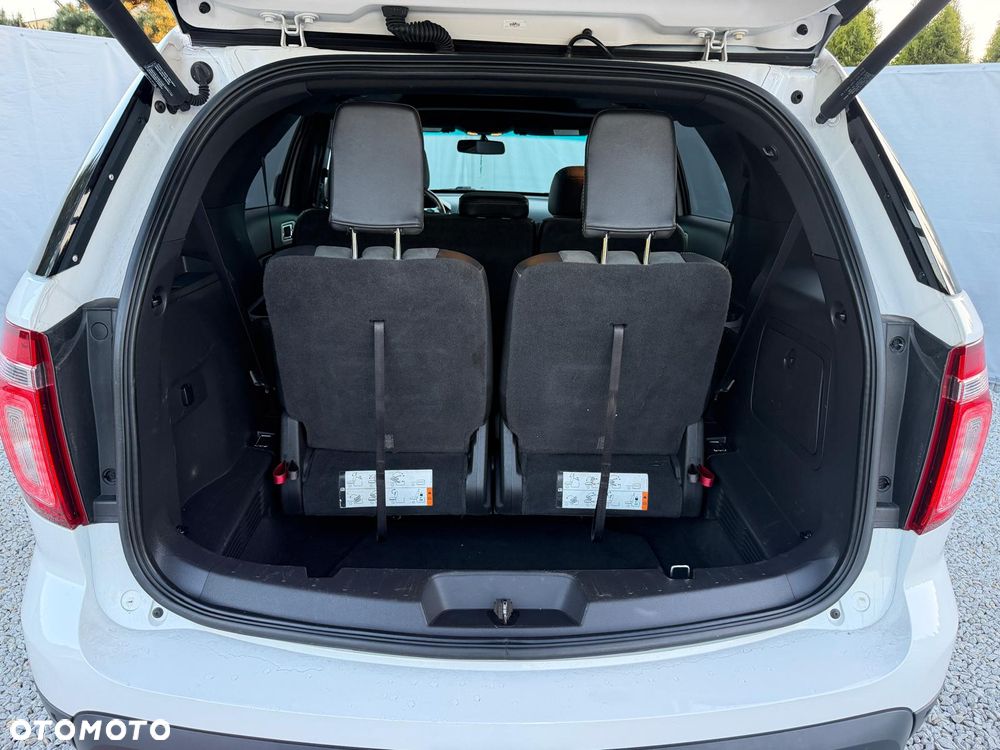 Ford Explorer - 19