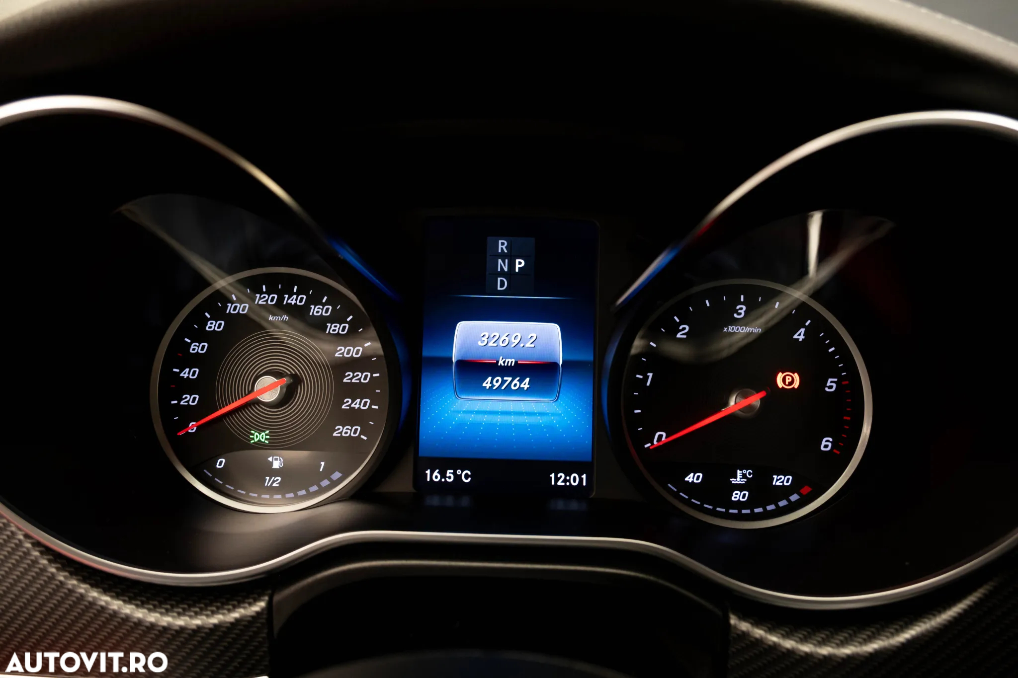 Mercedes-Benz V 300 d Combi Lung 237 CP AWD 9AT AVANTGARDE - 12