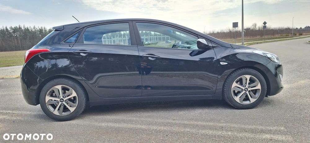 Hyundai i30 1.6 CRDI Trend - 6