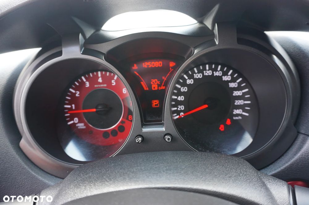 Nissan Juke 1.6 DIG-T ALL-MODE 4x4i CVT Nismo - 38