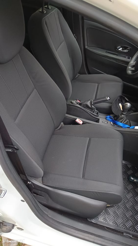 Renault Mégane 1.5 dCi Dynamique S - 11