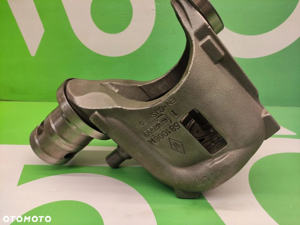 Kołyska skrzyni 581006M  VARIOPOWER CLAAS SCORPION - 2