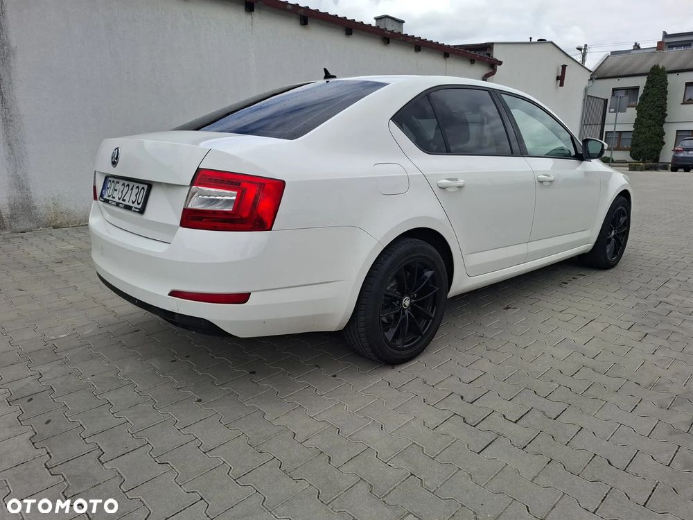Skoda Octavia 2.0 TDI Ambition DSG - 10
