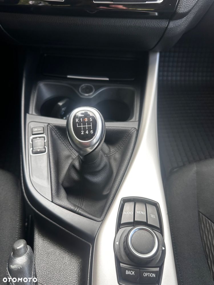 BMW Seria 1 116i Edition Metropolitan - 26