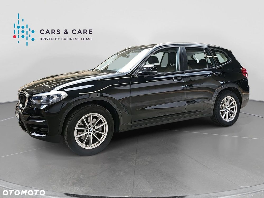 BMW X3 sDrive18d - 27