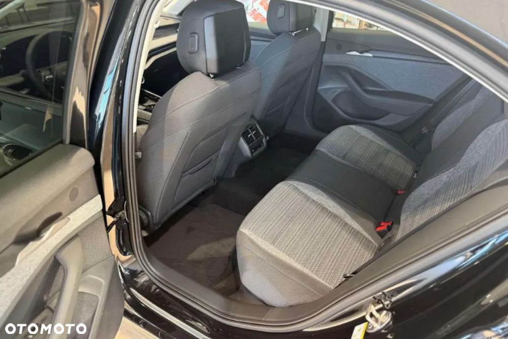 Skoda Superb 1.5 TSI mHEV Drive DSG - 18