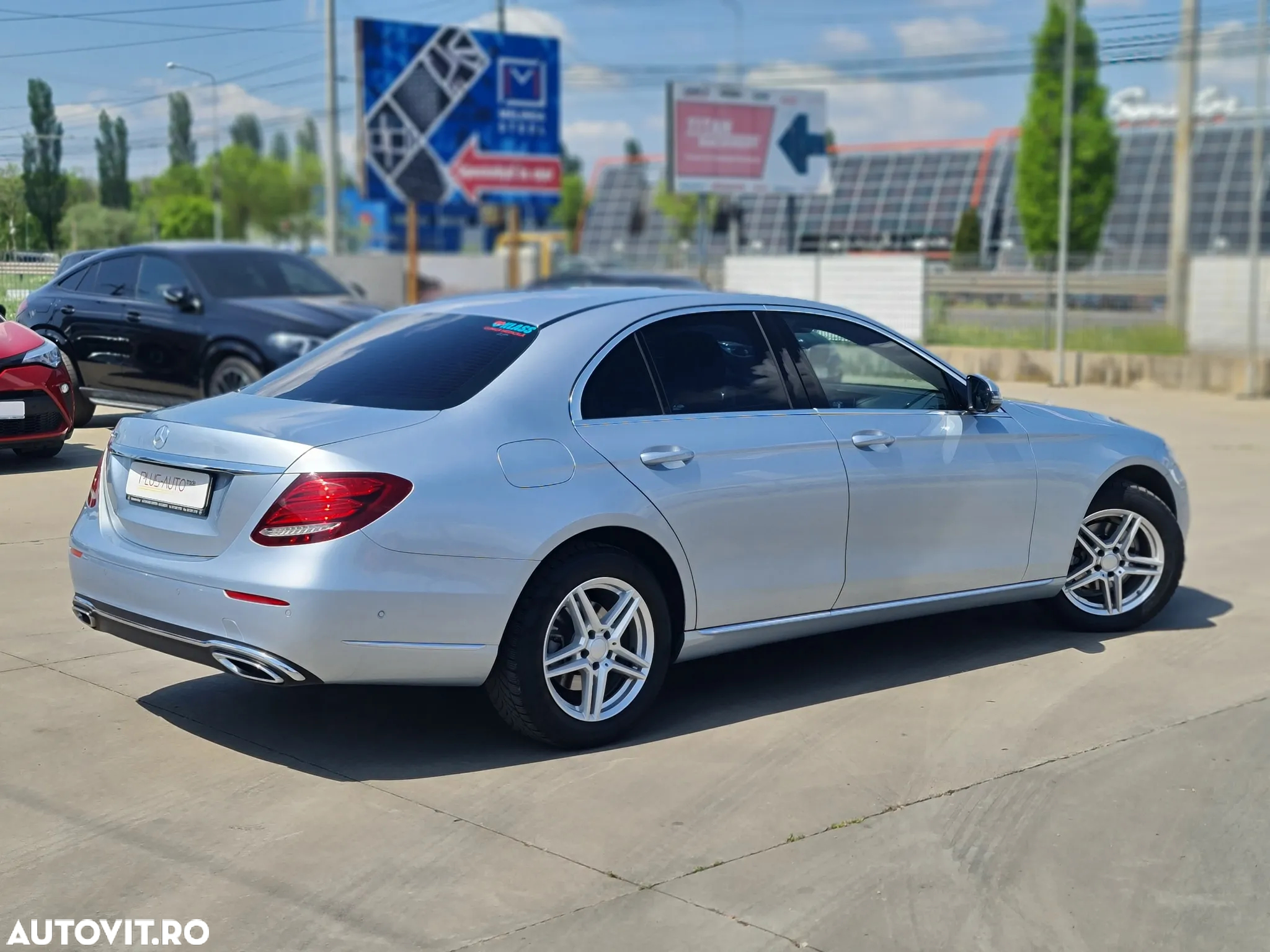 Mercedes-Benz E 220 d T 9G-TRONIC - 6