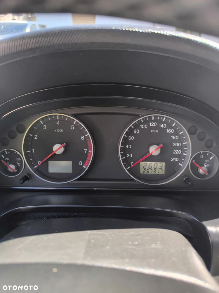 Ford Mondeo 1.8 Futura X - 6