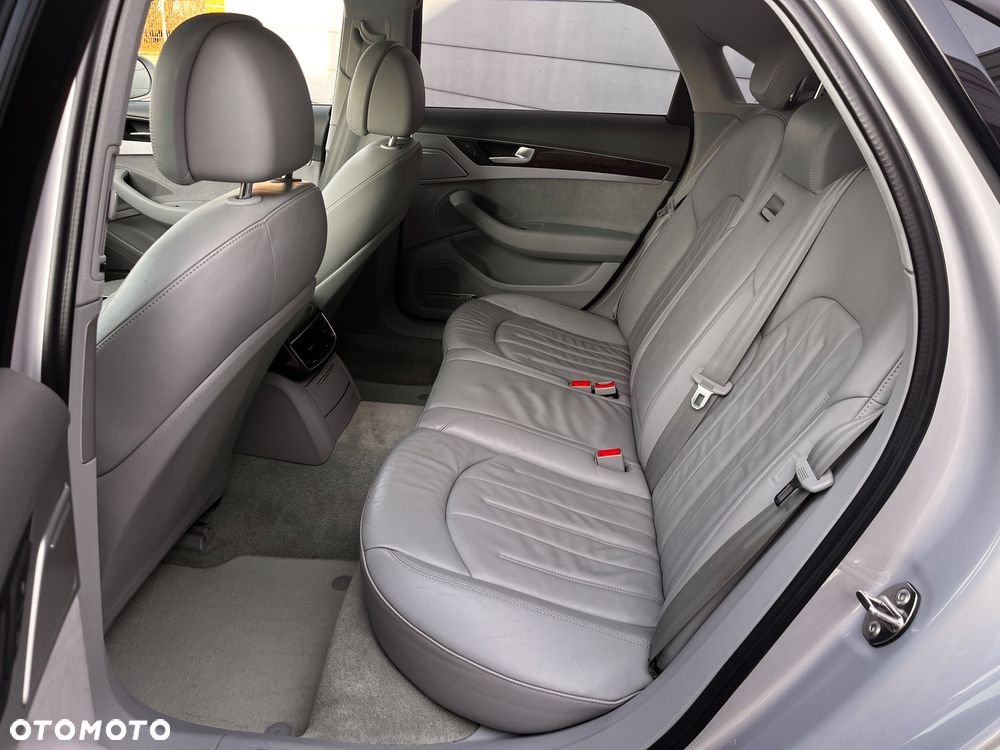 Audi A8 4.2 TDI DPF quattro tiptronic - 34