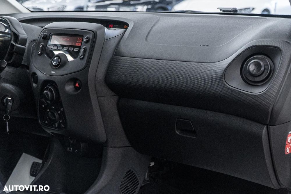 Toyota Aygo 1.0 VVY-I 5 usi X-style - 31