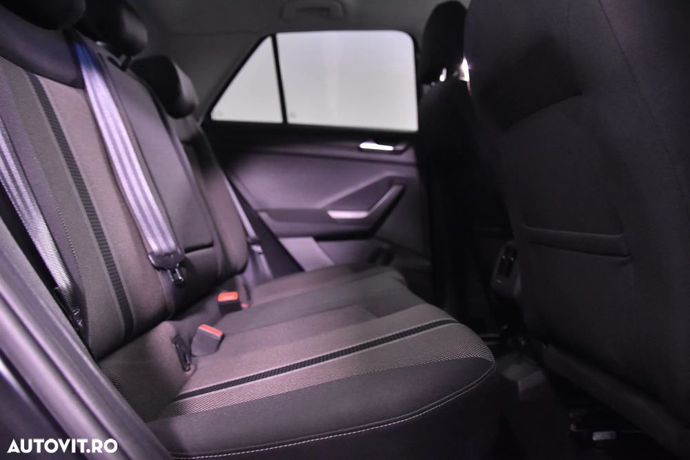 Volkswagen T-ROC - 12