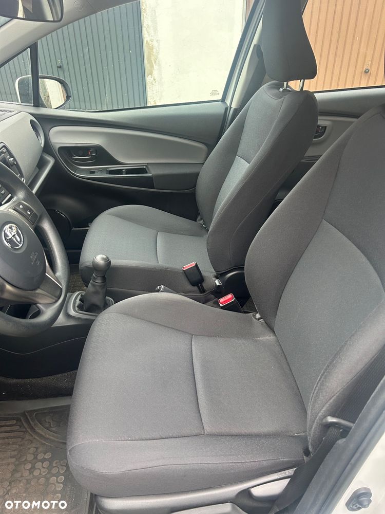 Toyota Yaris 1.0 Active - 10
