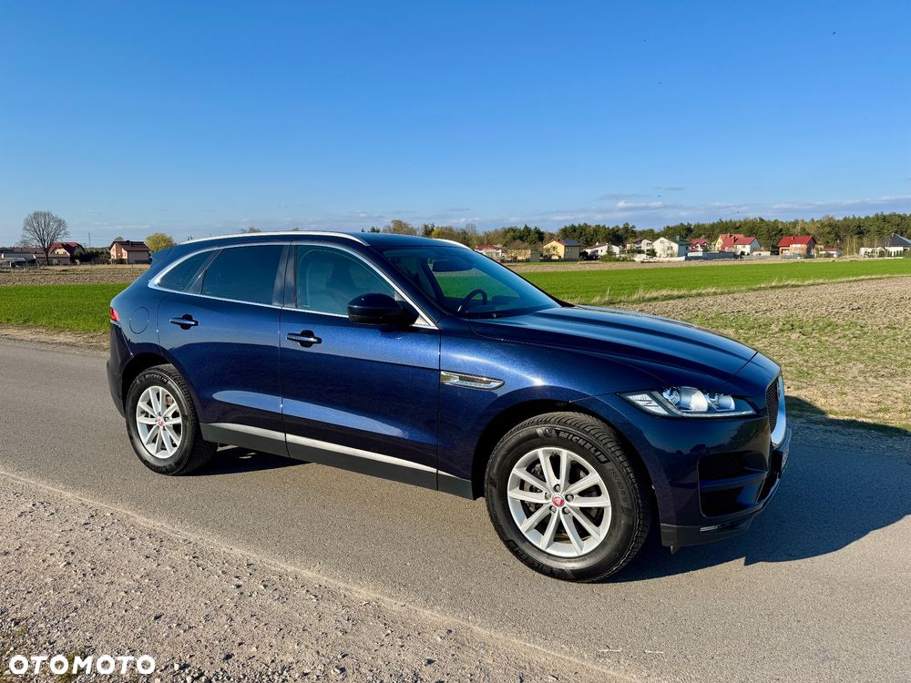 Jaguar F-Pace 20d AWD Pure - 9