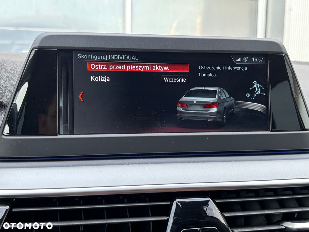 BMW Seria 5 520d - 25