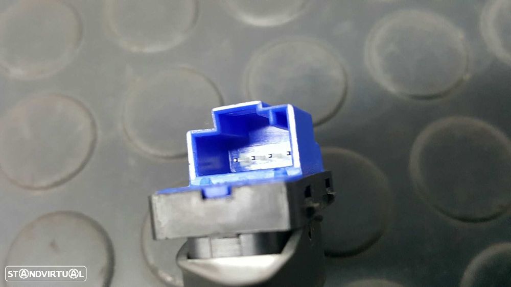 CONTROLE DE BLOQUEIO DE PORTA VOLKSWAGEN GOLF VI (5K1) ADVANCE - 5