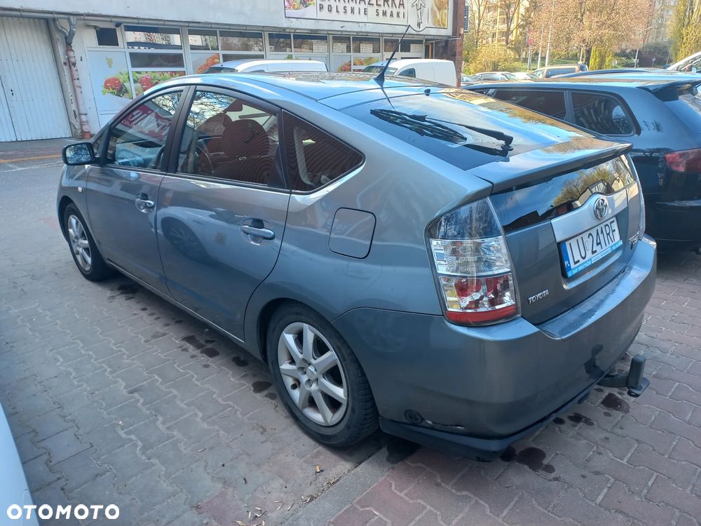 Toyota Prius 1.5 VVT-i Prestige - 6