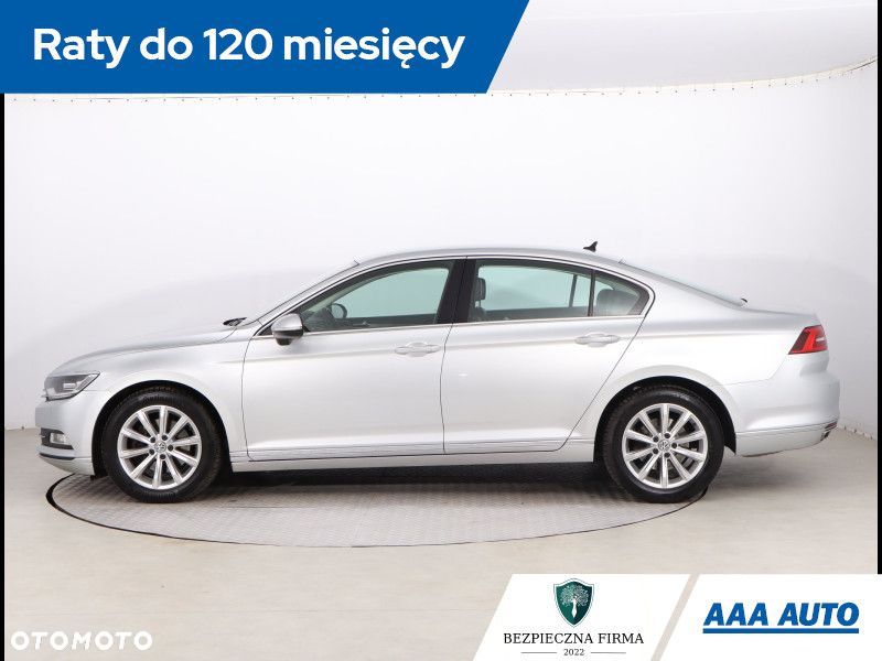 Volkswagen Passat - 3