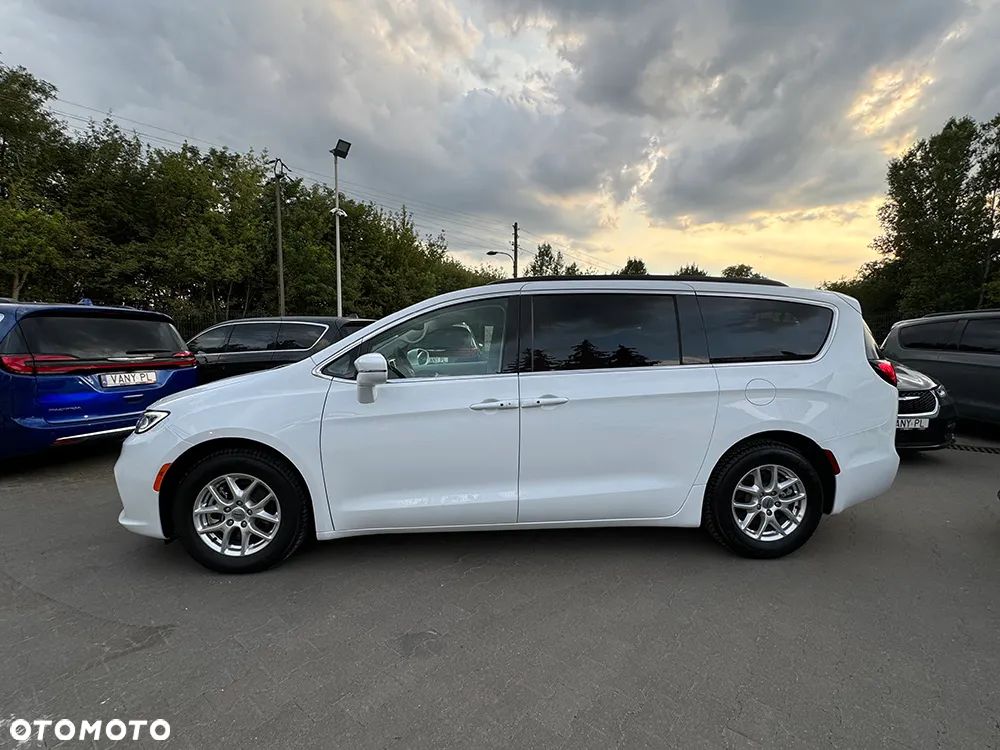 Chrysler Pacifica - 28